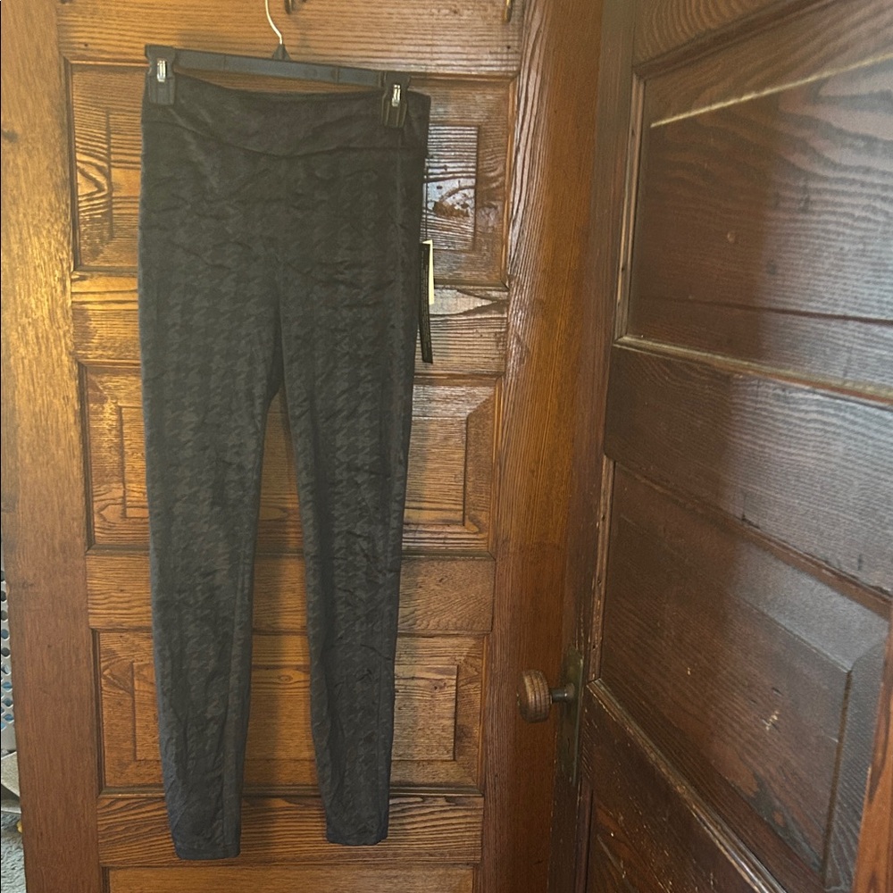 Navy Houndstooth Leggings